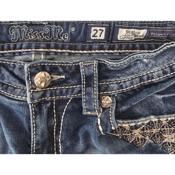 Miss Me Distressed Embellished Denim Capri Jeans Women's Size 27 EUC-BLING - Picture 10 of 12